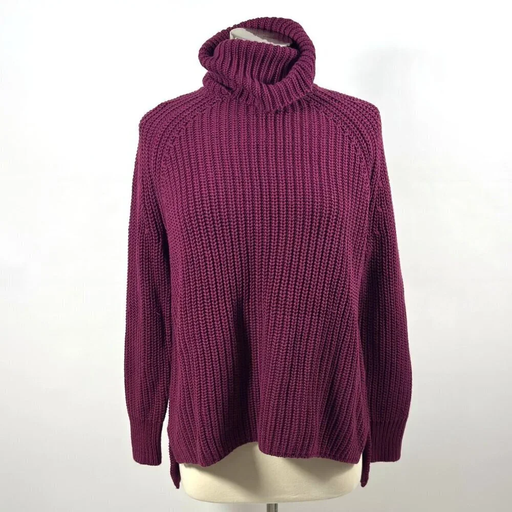 525 America Turtleneck Knit Sweater Plum Purple NWT - Medium